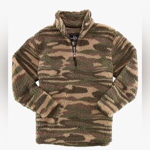 Camo Sherpa Quarter Zip. Soooo soft!! Worn once.